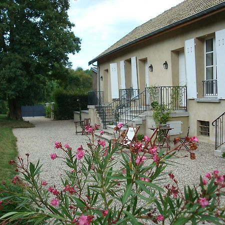 Les Communs Du Manoir Appartement Écully Buitenkant foto