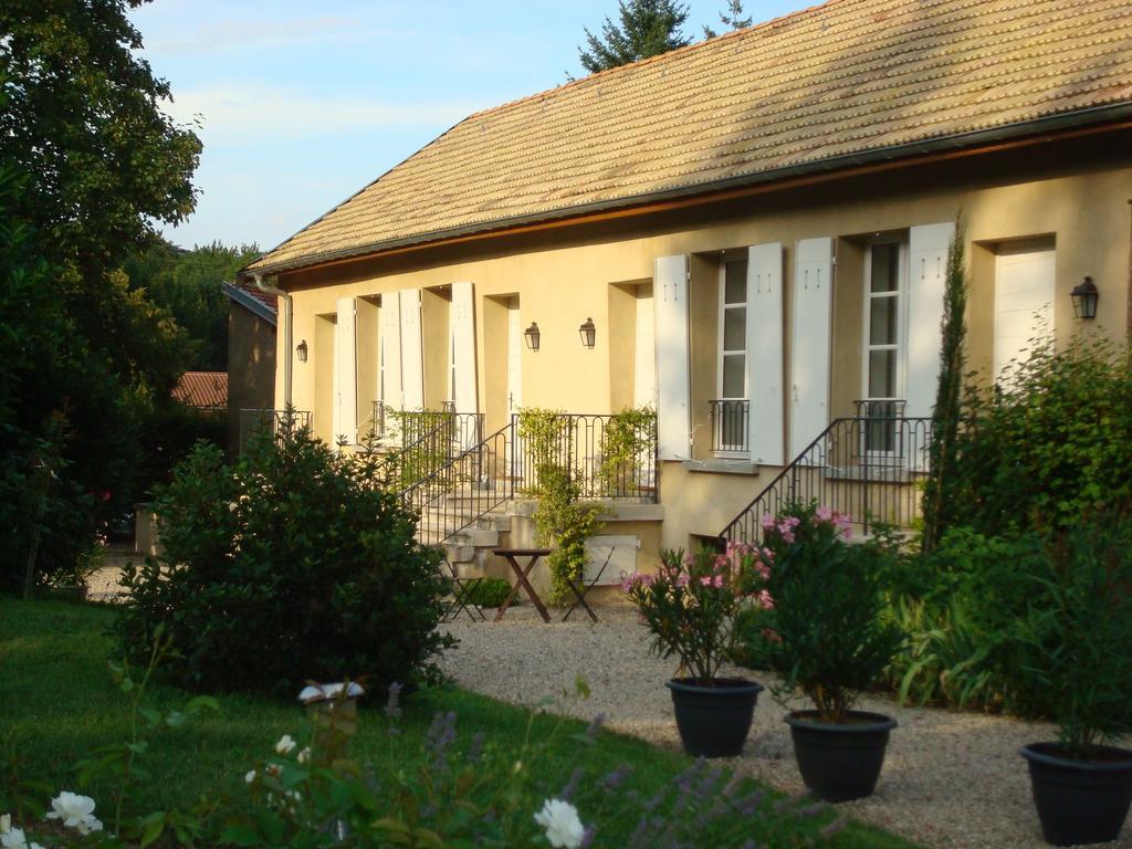 Les Communs Du Manoir Appartement Écully Kamer foto