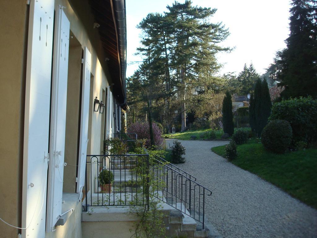 Les Communs Du Manoir Appartement Écully Kamer foto