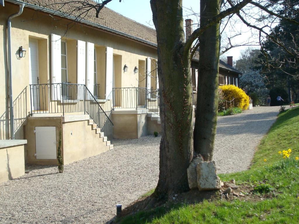 Les Communs Du Manoir Appartement Écully Buitenkant foto